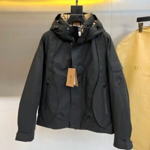 18e8de47 BRBY Hooded Jacket with Check Lining - Black