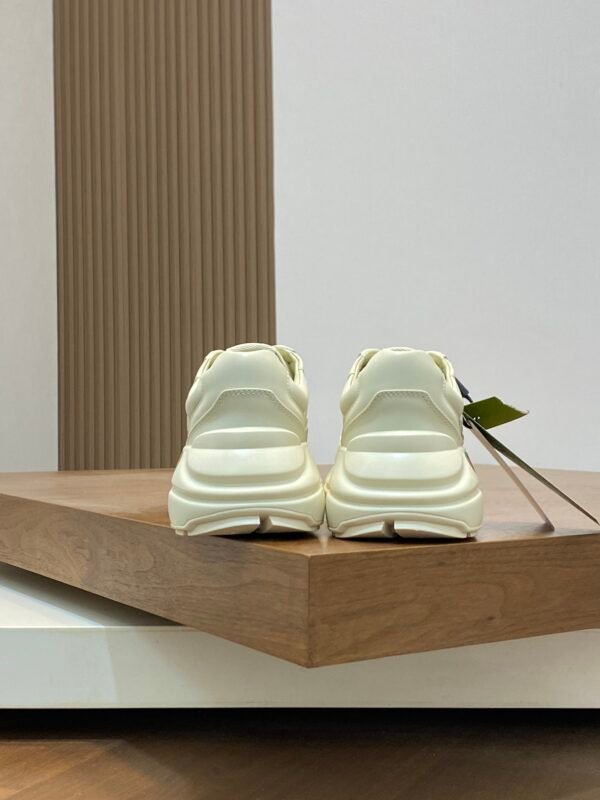 GCC Chunky Trainers with Stripe Detail - White