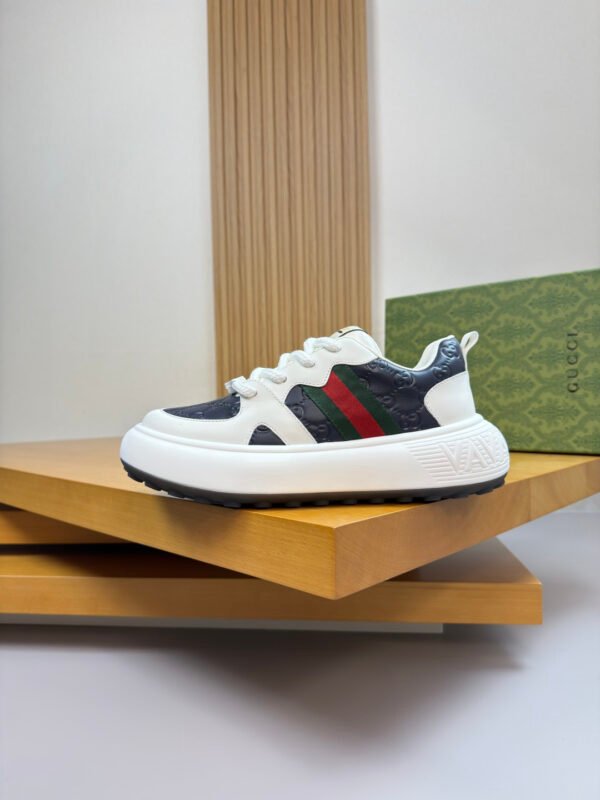 GCCI Chunky Trainers with Side Stripe and Embossed Pattern - Navy Blue/White