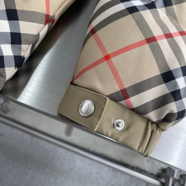 BRBY Zip-Up Check Puffer Jacket - Beige