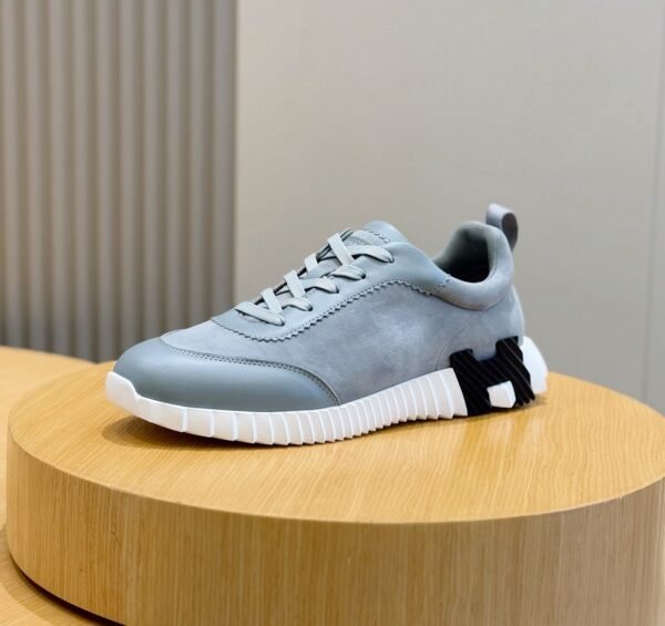 HRMS Leather & Suede Trainers – Grey