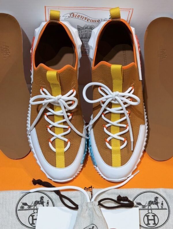 HRMS Knit & Leather Low-Top Trainers – Brown with Yellow Stripe