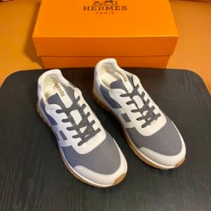 HRMS Mesh with Leather Overlays Casual Trainers - Grey & White