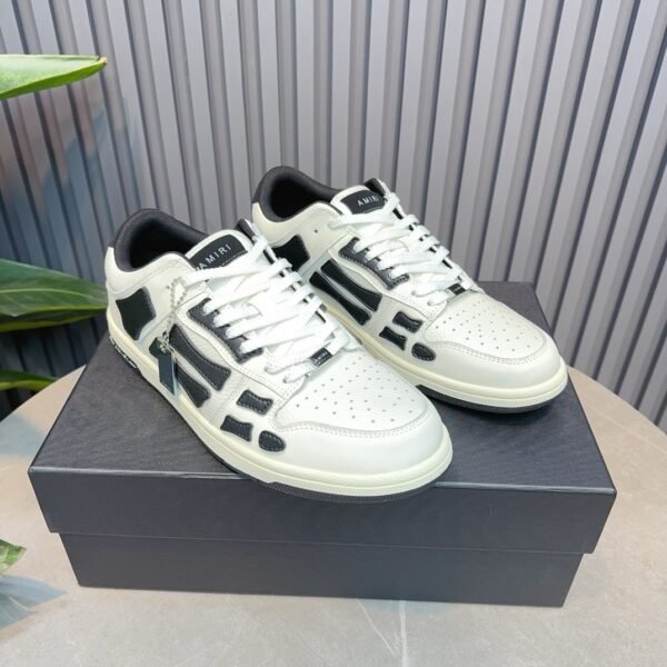 AMR Skel Leather Trainers – White with Black Accents