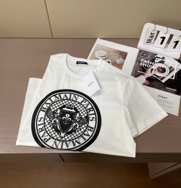 BLMN Velvet Medallion Logo T-Shirt