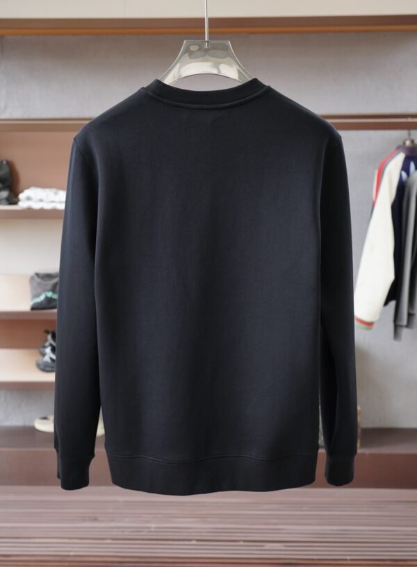 VRSC Medusa Medallion Gold-Tone Logo Print Jumper - Black