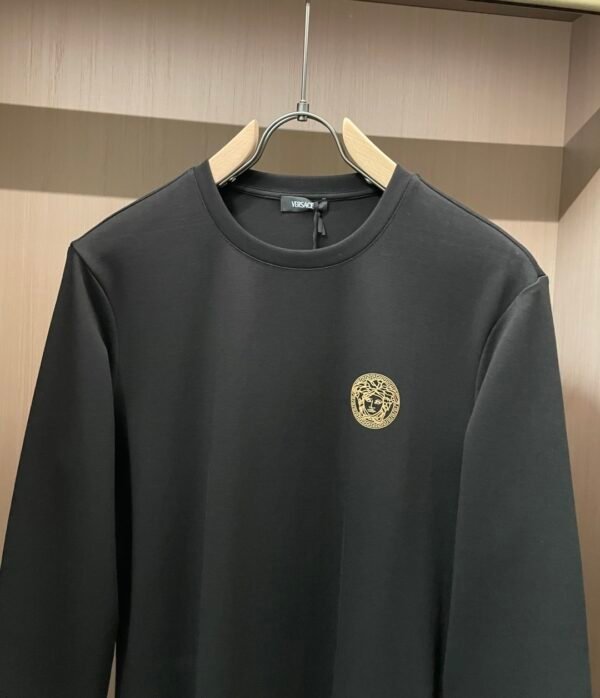 VRSC Gold-Tone Medusa Embossed Logo Slim-Fit Knit Jumper – Black
