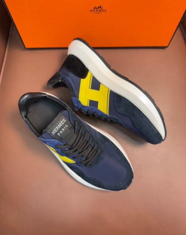 HRMS Suede Low-Top Trainers – Blue & Yellow