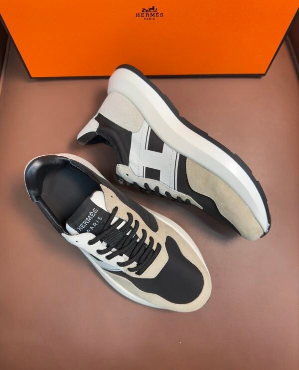 HRMS Suede Low-Top Black Accents Trainers – Beige & White