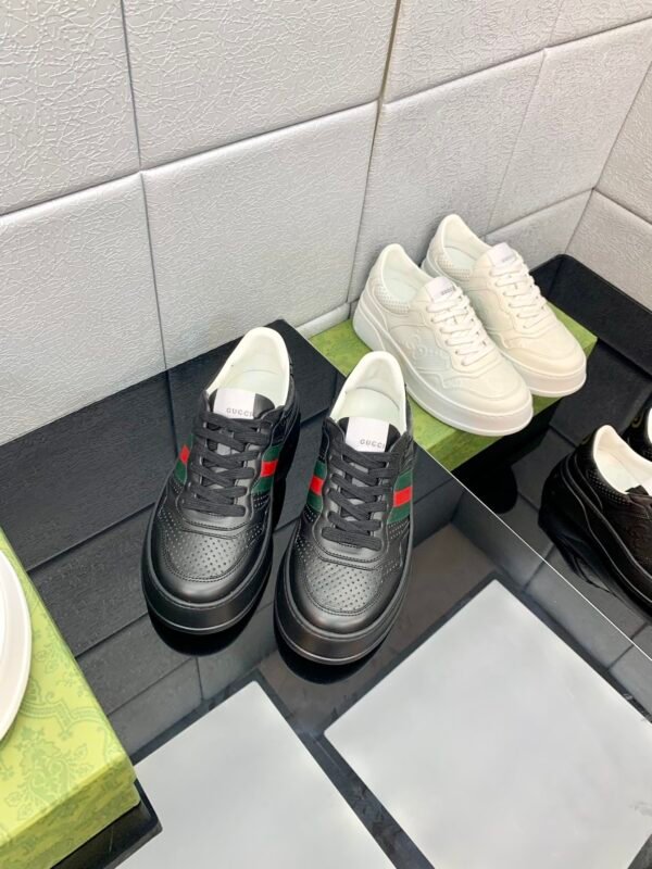 20723306 GCCI Low-Top Trainers with Contrast Stripe - Black