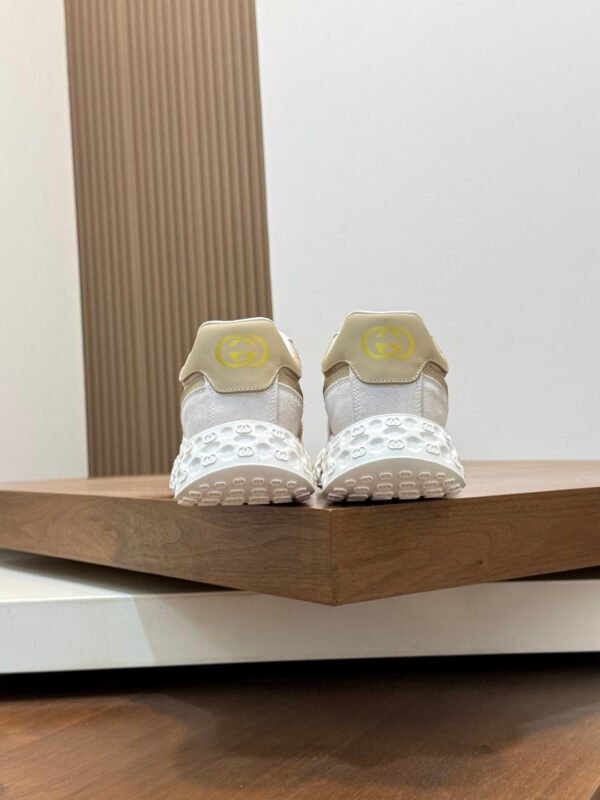 GCCI Trainers with Contrast Panels and Textured Sole - Beige