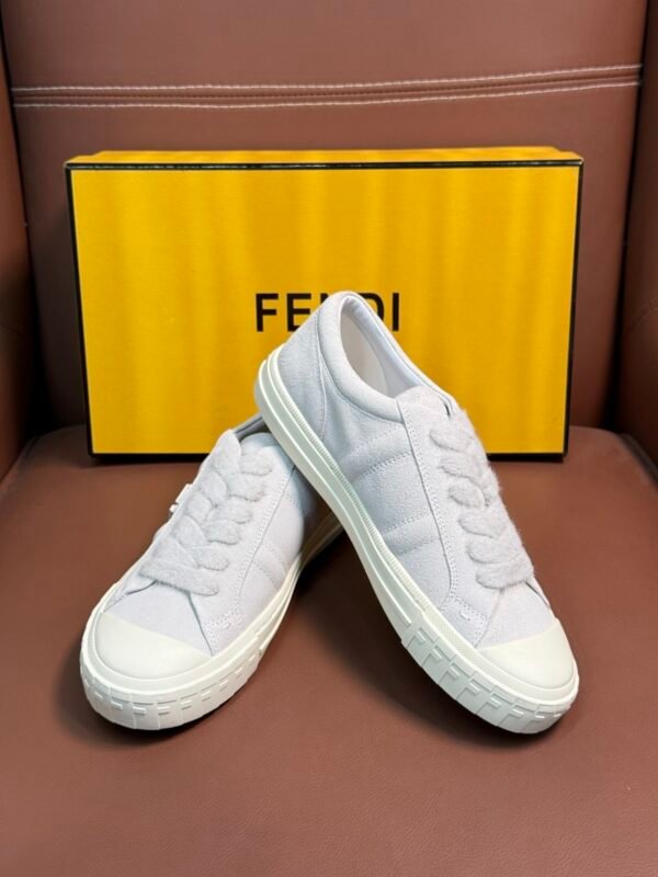 216e04aa FND Low-Top Trainers with Fuzzy Laces - White