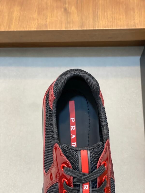 22273eb2 PRDA Trainers with Mesh and Contrast Smooth Overlays - Burgundy