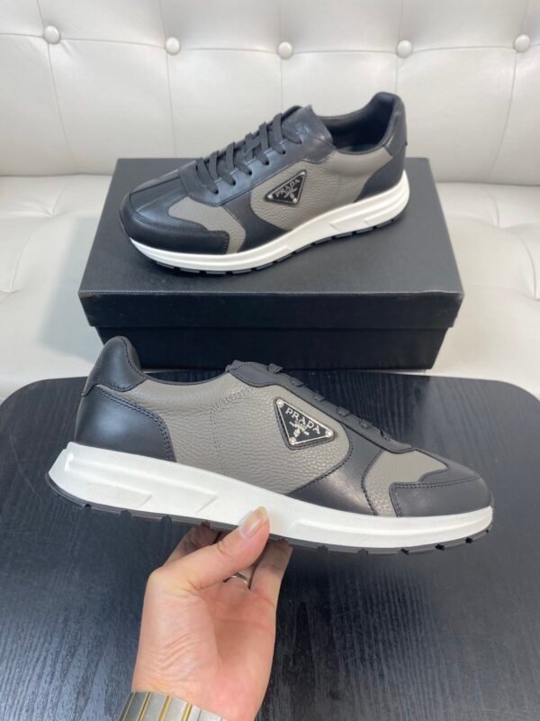 PRDA Low-Top Trainers with Contrast Panels - Black/Grey