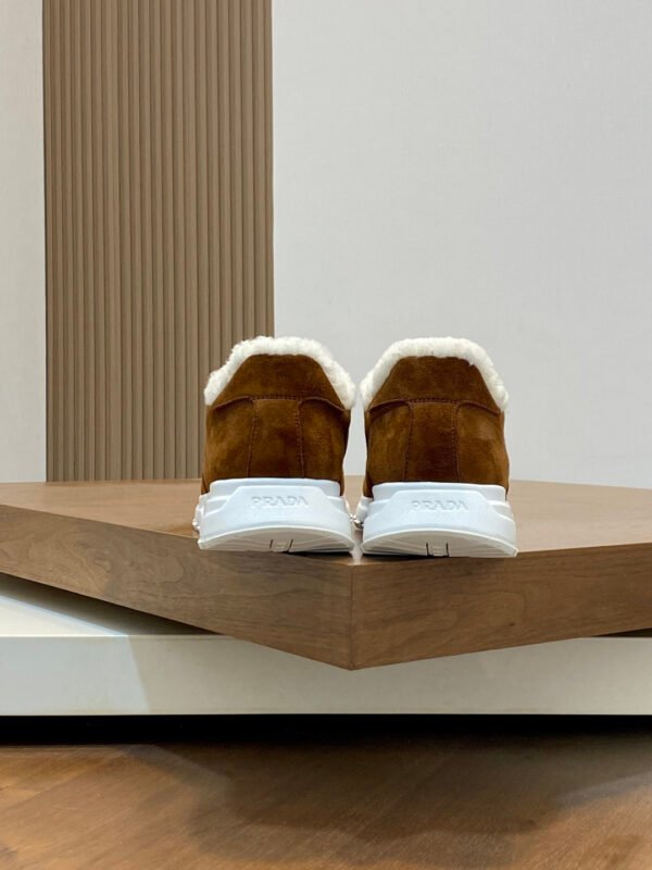 24a0a9cc PRDA Low-Top Trainers with Plush Lined Collar - Brown