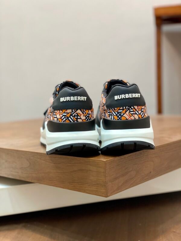 BRBY Trainers with All-Over Graphic Design