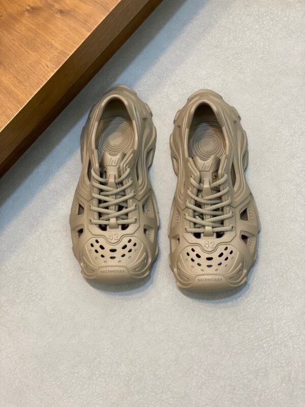 BLNCG Chuncky Sculpted Low-Top Trainers - Brown