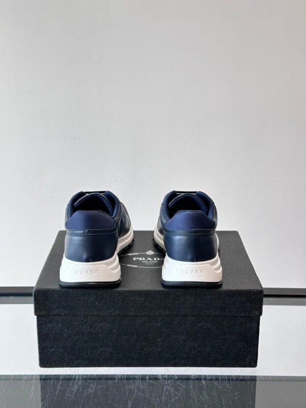 PRDA Trainers with Navy Geometric Panel Details
