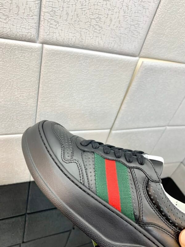 2bf13891 GCCI Low-Top Trainers with Contrast Stripe - Black