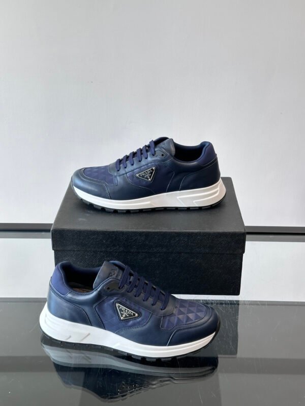 PRDA Trainers with Navy Geometric Panel Details