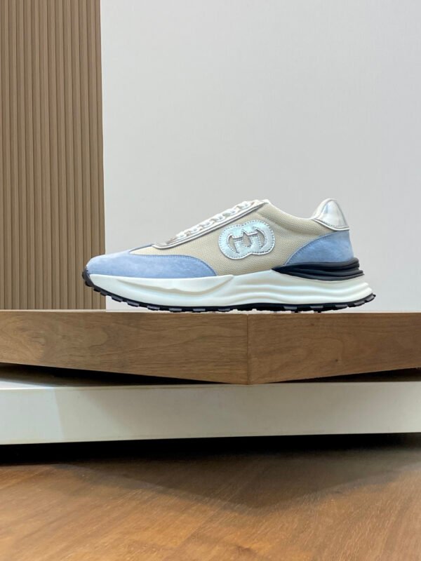 2c6e6ca8 GCCI Low-Top Trainers with Logo Patch - Ice Blue/Beige