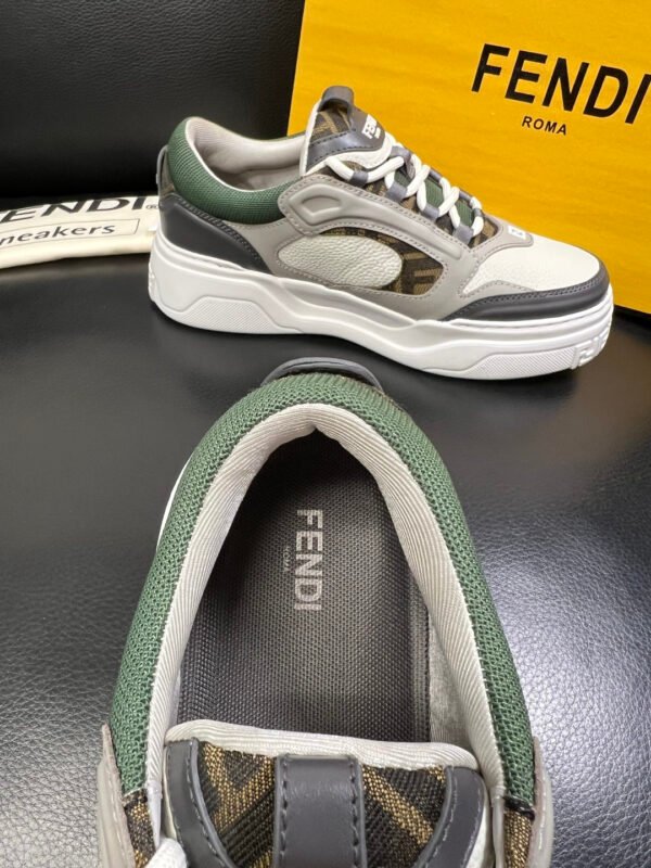 FND Low-Top Trainers with Subtle Green Accents -Grey/White