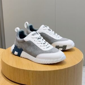 HRMS Leather & Suede Trainers – Grey with White Accents