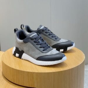 HRMS Leather & Suede Trainers – Grey with Black Accents