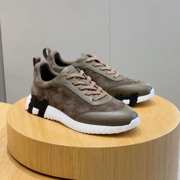 HRMS Leather & Suede Trainers – Taupe with Green Olive Accents