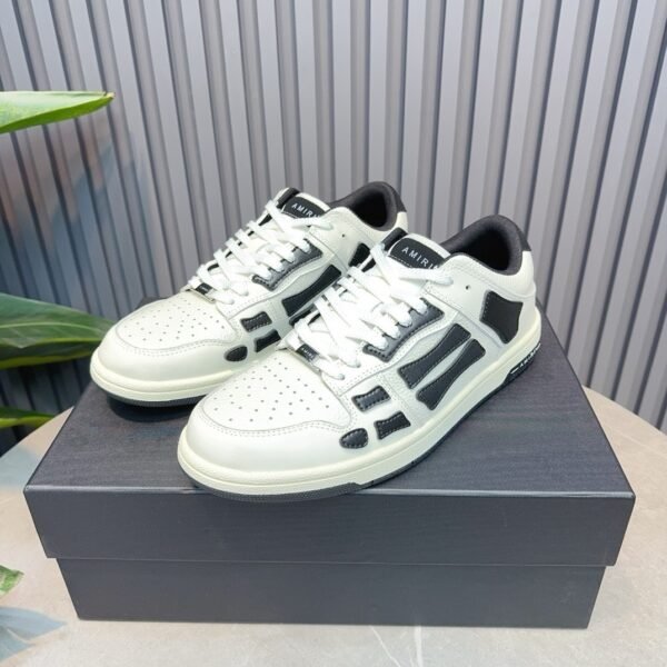 AMR Skel Leather Trainers – White with Black Accents