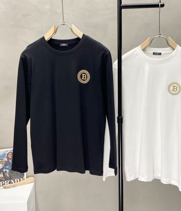 BLMN Gold Tone Logo-Print Long-Sleeve Tee Crewneck Jumper