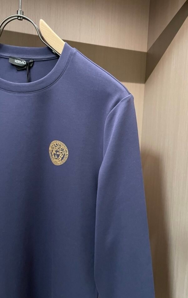 VRSC Gold-Tone Medusa Embossed Logo Slim-Fit Knit Jumper – Navy Blue