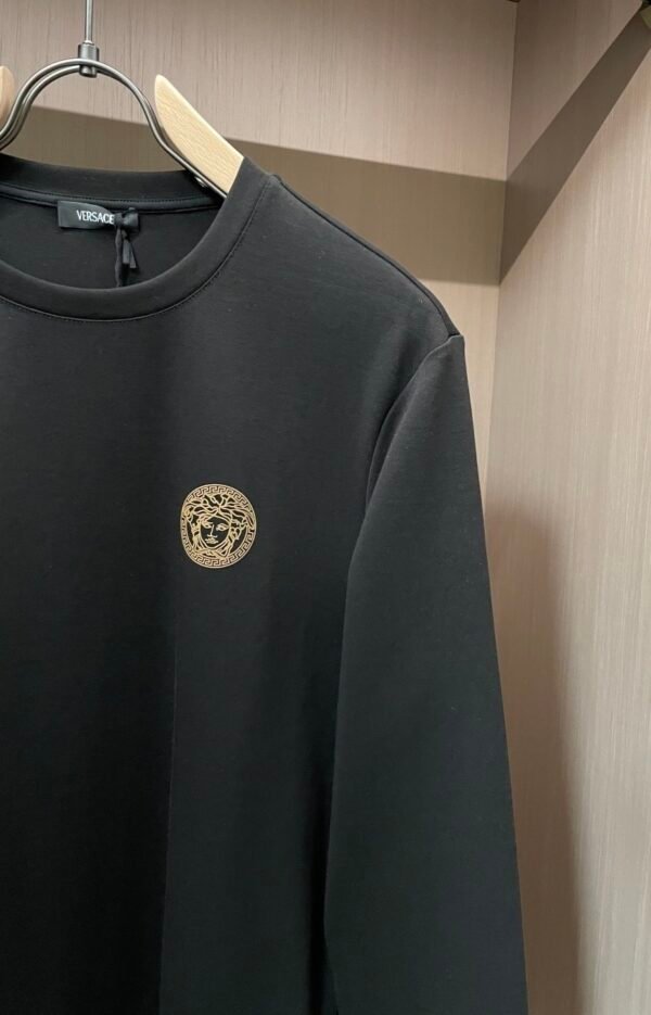 VRSC Gold-Tone Medusa Embossed Logo Slim-Fit Knit Jumper – Black