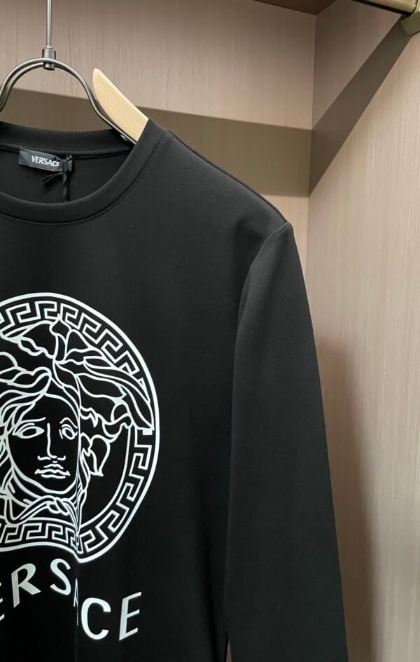 VRSC White Medusa Head Motif Cotton Crewneck Jumper – Black