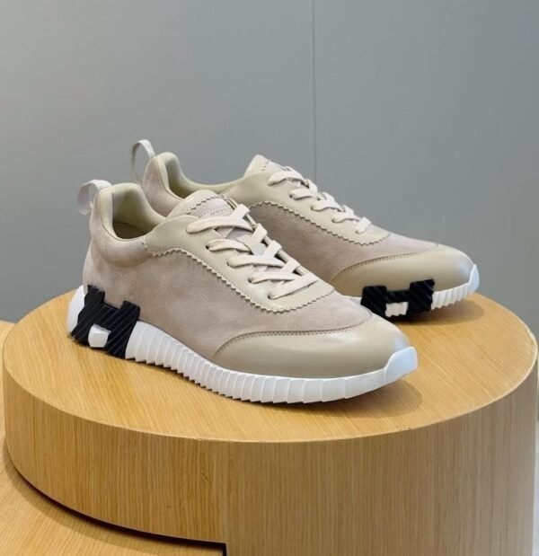 HRMS Leather & Suede Trainers – Beige