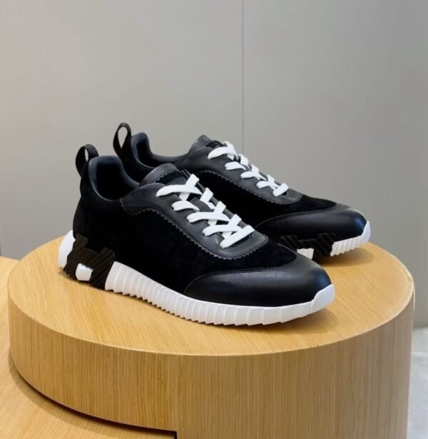 HRMS Leather & Suede Trainers – Black