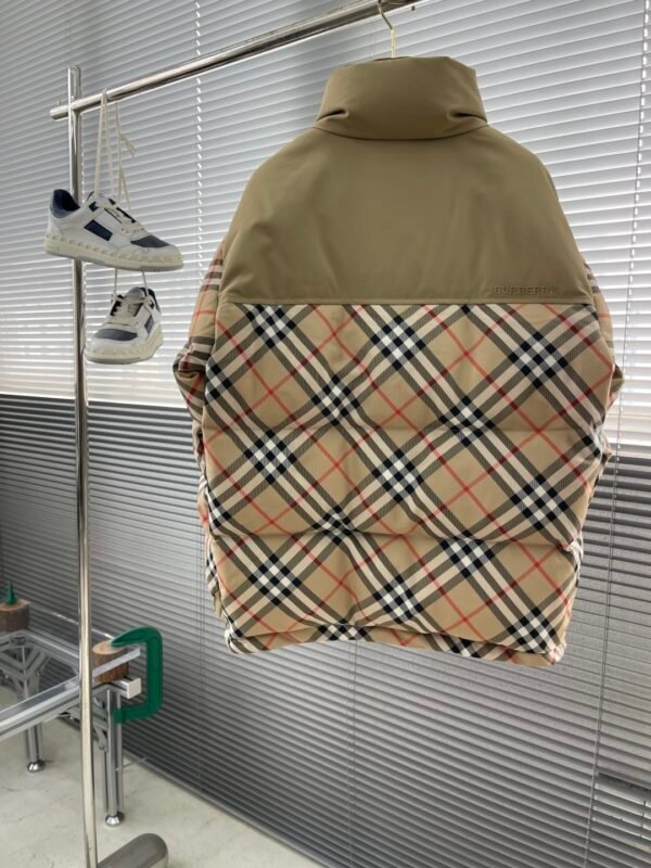 BRBY Zip-Up Check Puffer Jacket - Beige