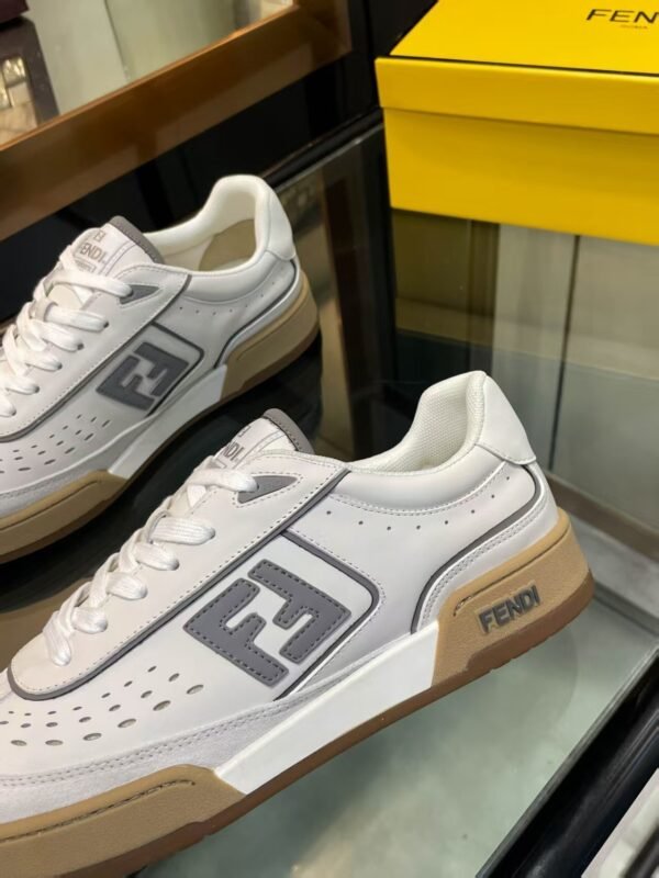 34a6d457 FND Low-Top Trainers with Logo Panel - White / Light Grey