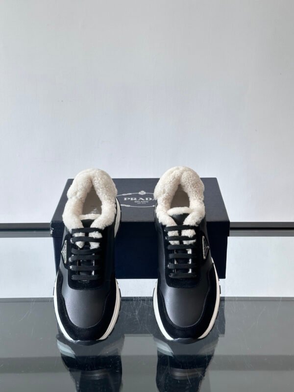 35c338a2 PRDA Low-Top Trainers with Plush Lined Collar - Black