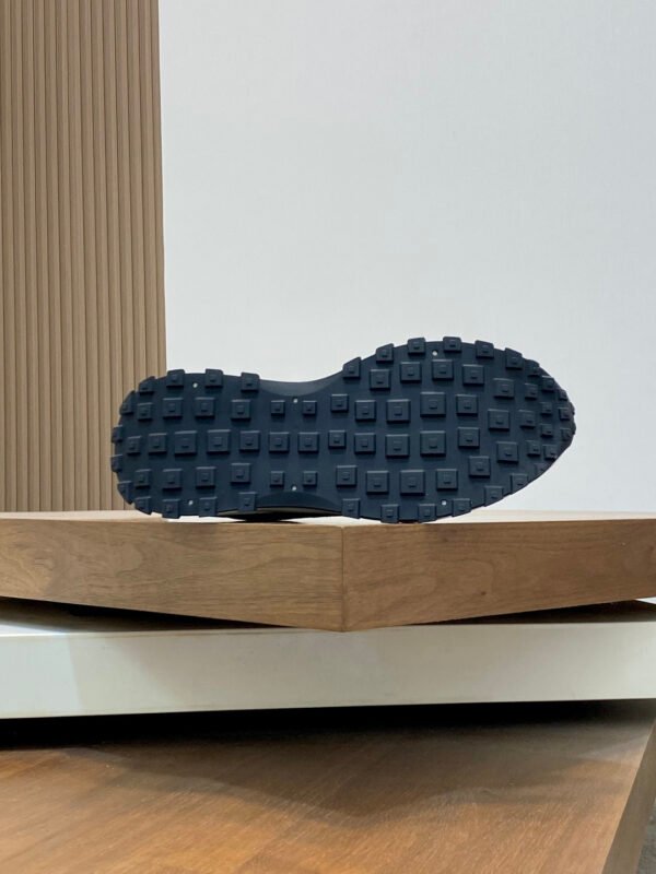 GCCI Low-Top Trainers with Logo Patch - Grey