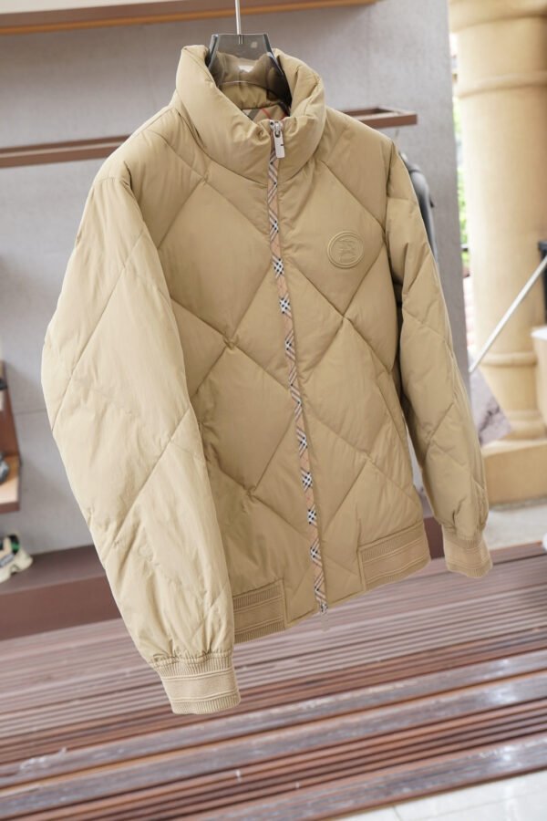 384e0598 BRBY Quilted Jacket