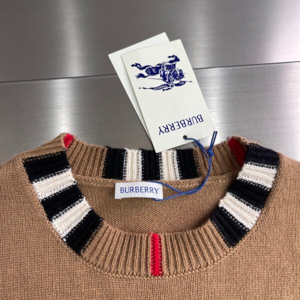 BRBY Striped Ribbed Crew Neck Knit Jumper - Brown