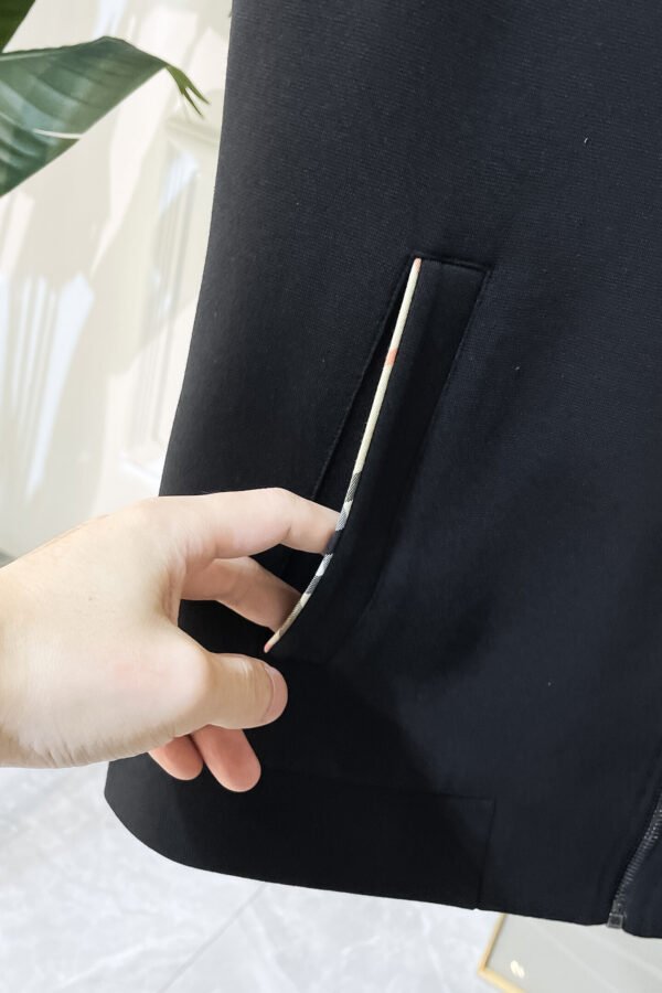 3e6eef63 BRBY Zip-Up Gilet with Emblem Detail - Black