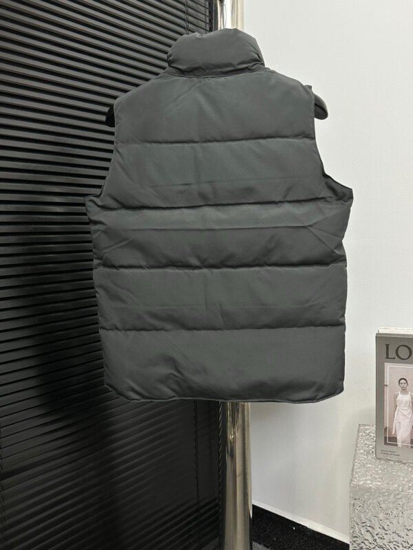 CG Puffer Gilet with Front Pockets - Charcoal Grey