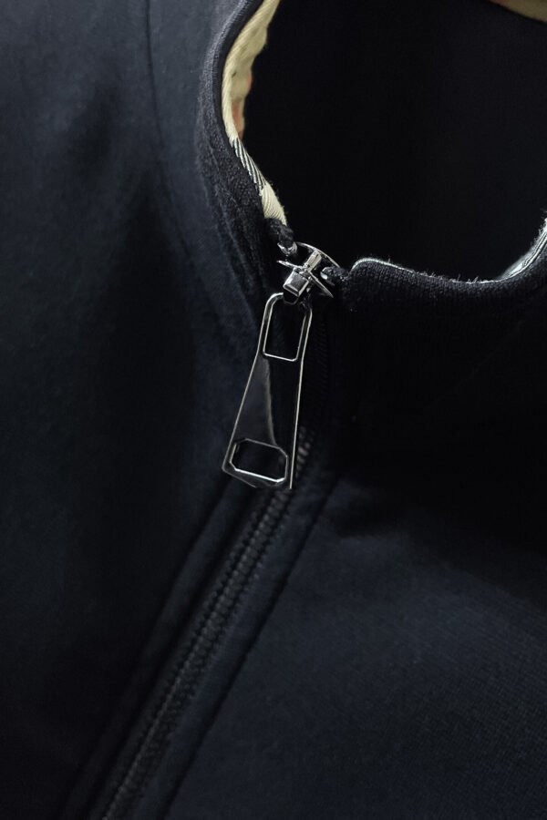 3e8e9544 BRBY Zip-Up Gilet with Emblem Detail - Black