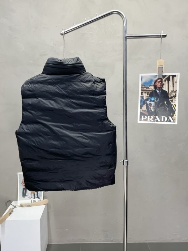 FND Monogram Padded Gilet - Black/Ivory