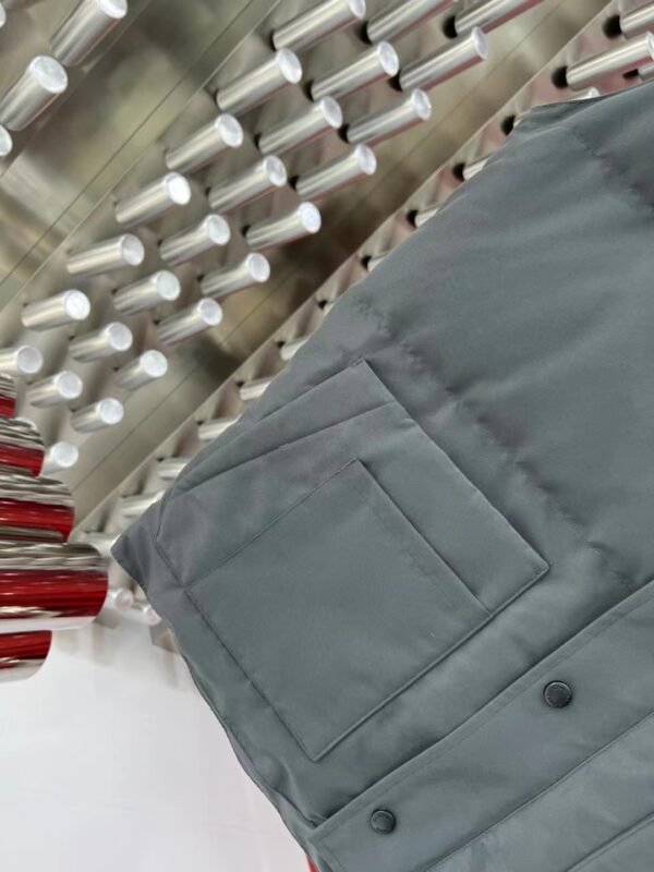 CG Puffer Gilet with Front Pockets - Grey