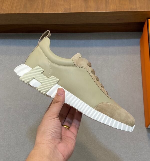 HRMS Suede & Leather Low-Top Trainers – Sand Beige