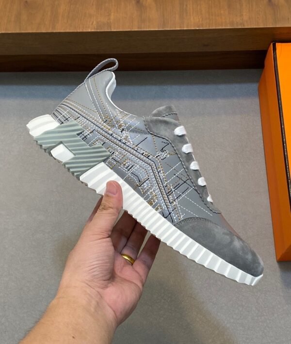 HRMS Circuit Board Pattern Suede & Leather Trainers – Grey