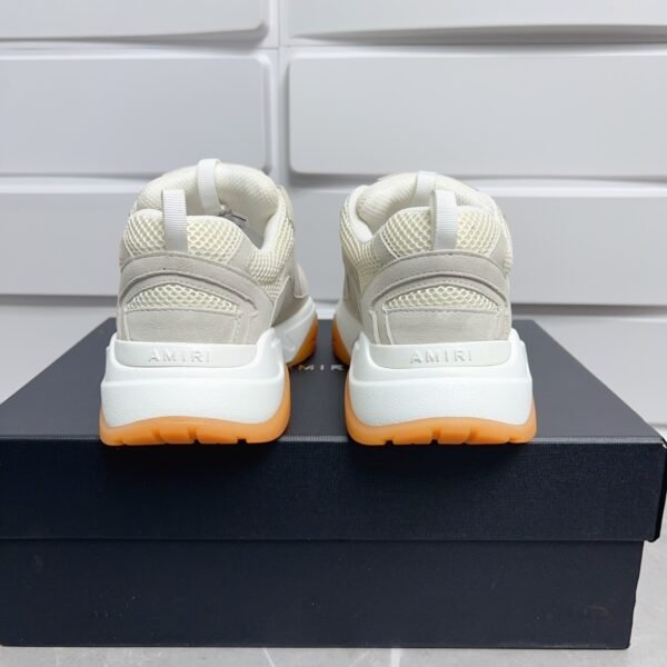 4 AMR Mesh & Suede Gum Sole Bone Runner Trainers – White & Light Grey